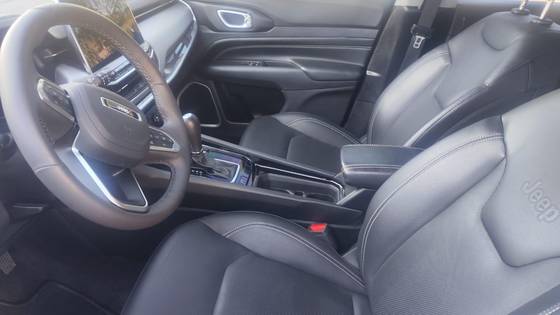 JEEP COMPASS 1.3 T270 TURBO FLEX LONGITUDE AT6